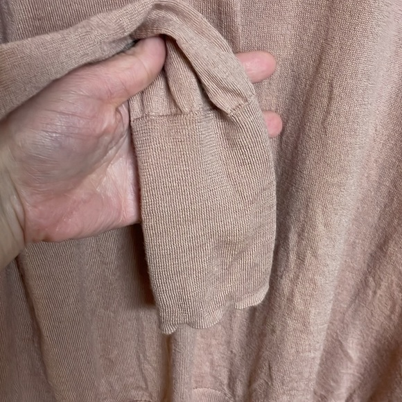 J.Crew size large pink crewneck lightweight 100% merino wool sweater - Picture 4 of 7